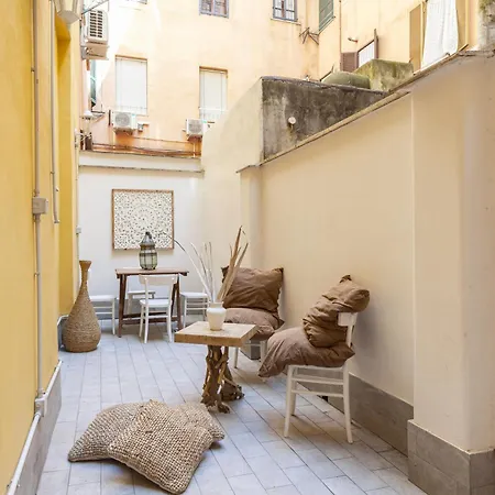 Next To Vatican Museum Luxury Flat *