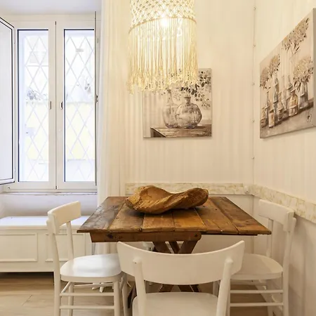 Next To Vatican Museum Luxury Flat *