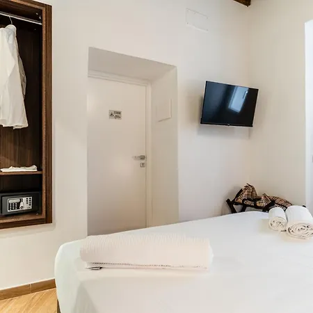 Fantini Rooms-monti