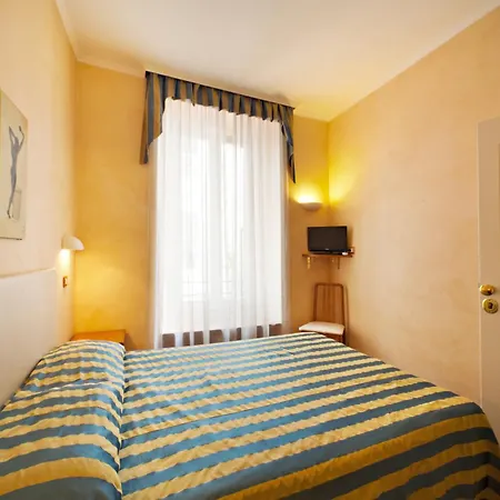 Ottaviano Vatican Luxury Bed & Breakfast Rome