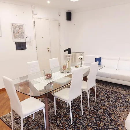 Vatican White Apartment Rome