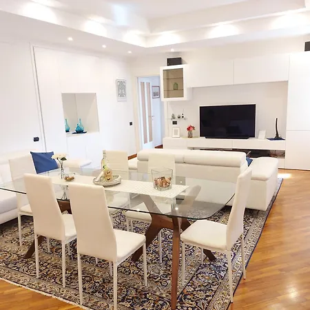 Apartment Vatican White Rome