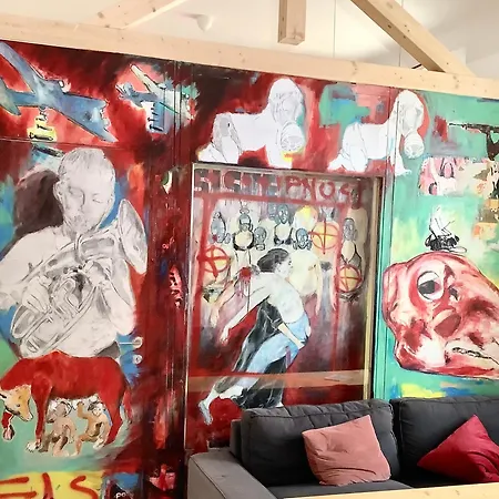 Guest house Art House Center *