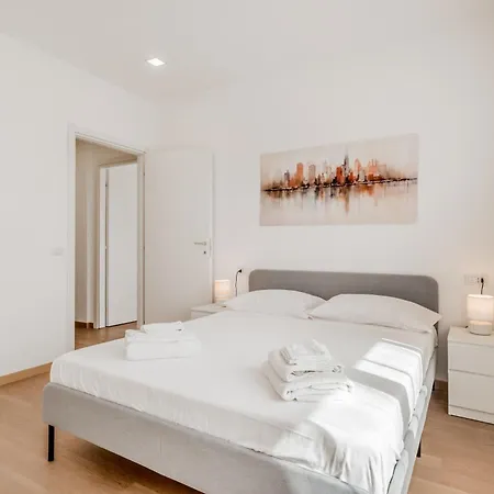 Apartment Lodi's Temple Rome