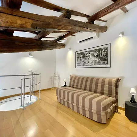 Vittoria's Appartamento Roma