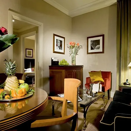 Dei Mellini Hotel 4*