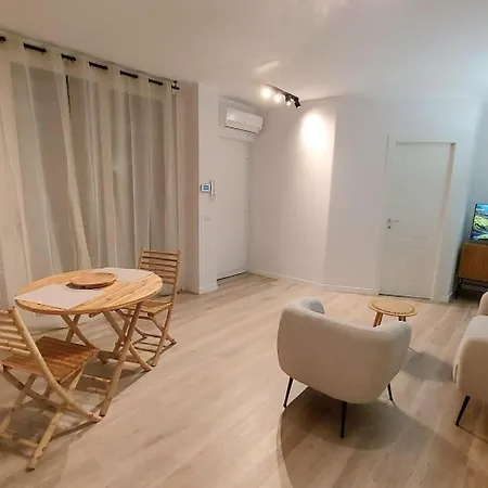 Vatican Boutique Apartment *