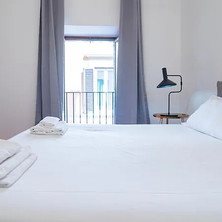 Piazza Navona Elegant And Three-room Apartment Rome