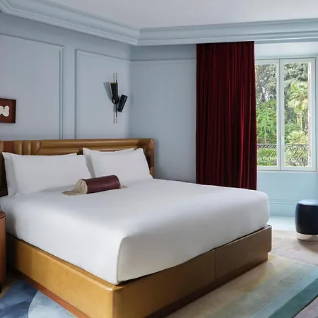 Hotel W 5*