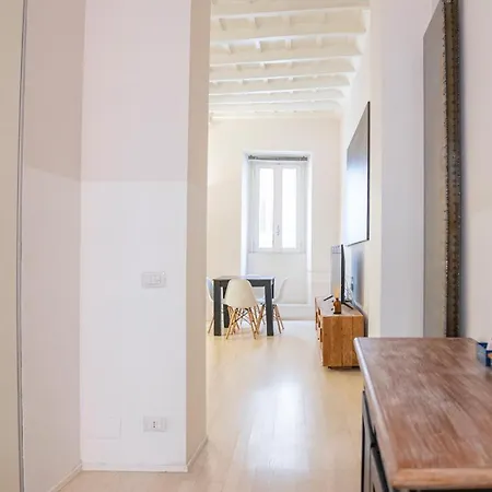 Stylish Close To Piazza Navona Apartment *