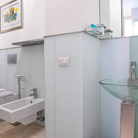 Stylish Close To Piazza Navona Apartment *