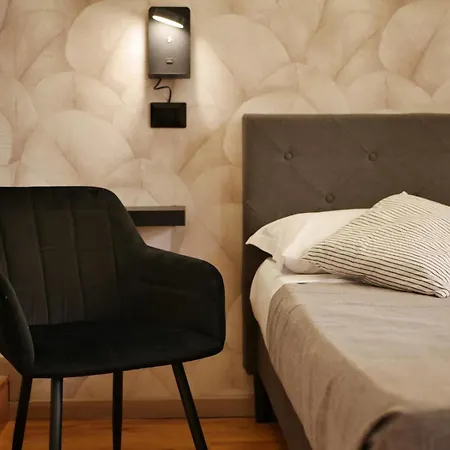 Piramide Guest house