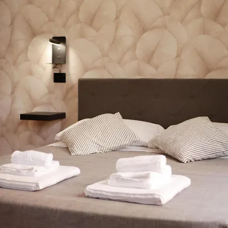 Guest house Piramide Rome