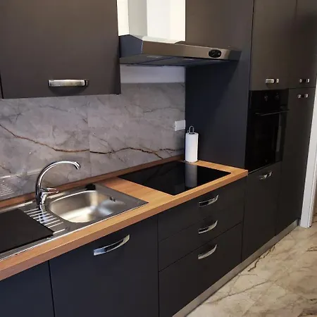 Vatican & Aurelia Apartment *