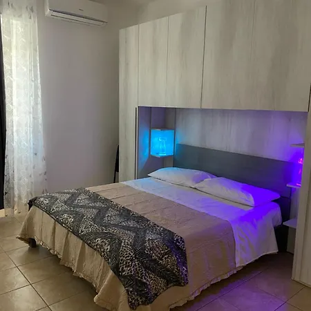 Diana Apartment *