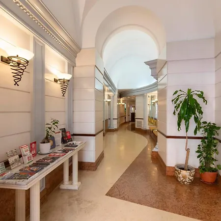 Hotel Hiberia 3*