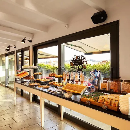 Trianon Borgo Pio Hotel 4*