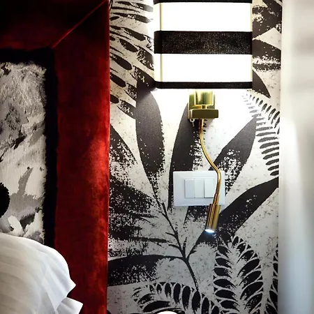Trianon Borgo Pio Hotel 4*
