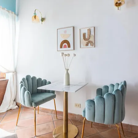Trevi - Charming Loft Near Trevi Fountain Apartment *