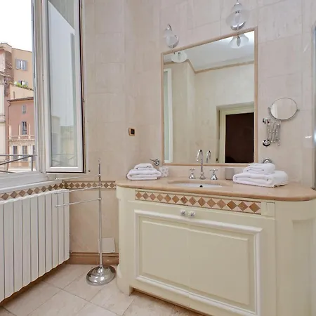 Ych-magnifica Residenza A Campo De Fiori