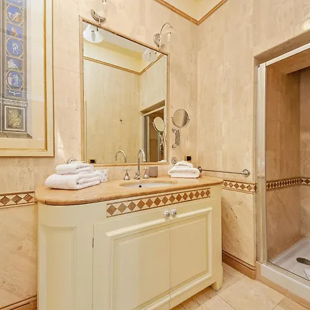 Ych-magnifica Residenza A Campo De Fiori Roma
