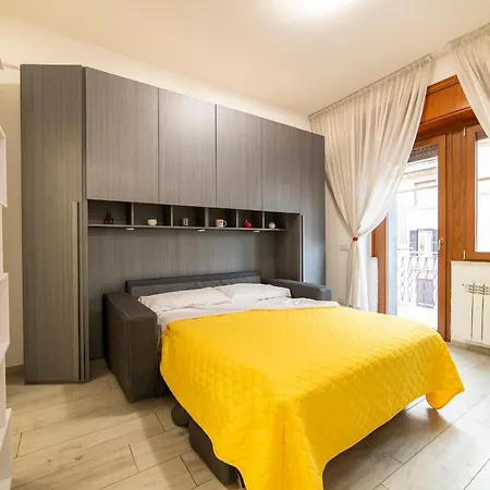 Smart - Trilocale Con Parcheggio Privato Rzym