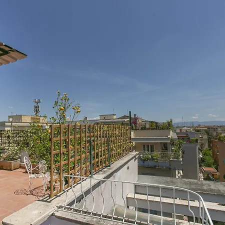 Appartamento Attico Moderno Con Terrazza Vicino La Metro B *