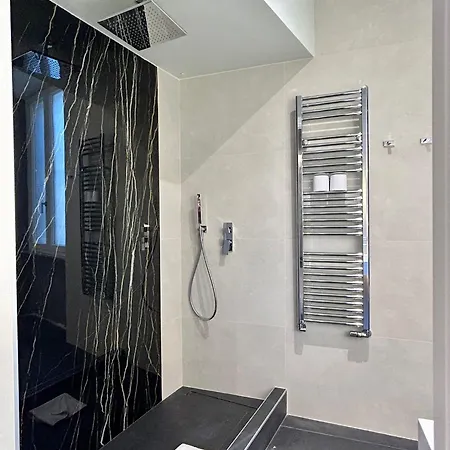 Private Luxury