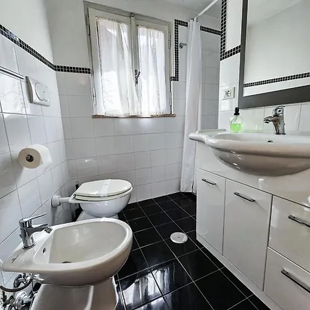 Monserrato Apartment *