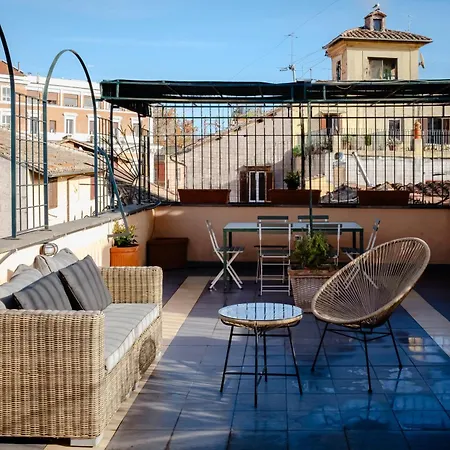 Apartment Amazing Penthouse With Terrace And Rooftop In Trastevere Rome