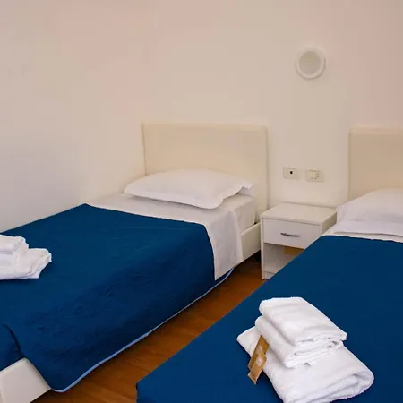 Oasi San Francesco Hotel *