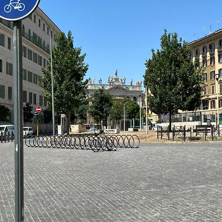 Privato A San Giovanni Rome