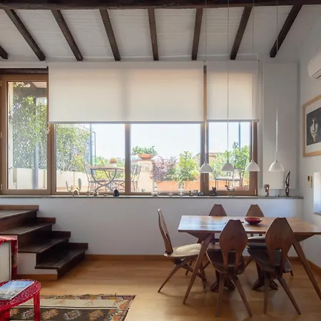 Apartment Valeria Terrace - Monti, Rome