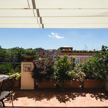 Apartment Valeria Terrace - Monti, Rome