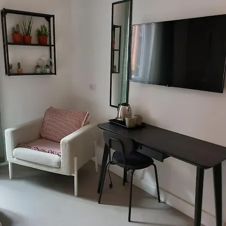 Apartment Joy Is - San Giovanni - Colosseo Rome