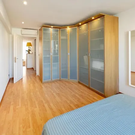 Santa Giovanna Elisabetta Apartamento *