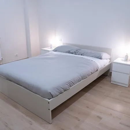 Vatican 4 Bedroom With Private Parking Appartamento Roma