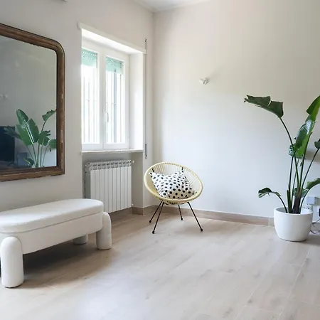 Vatican 4 Bedroom With Private Parking