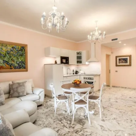 Apartament La Dolce Of Via Veneto - Prestigious With Wonderful Terrace In The Historic Center Rzym