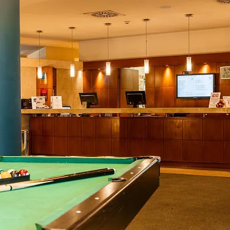 Novotel Est Hotel