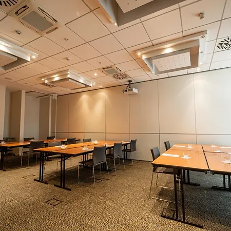 Hotel Novotel Est Roma