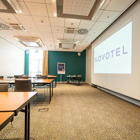 Novotel Est Hotel 4*