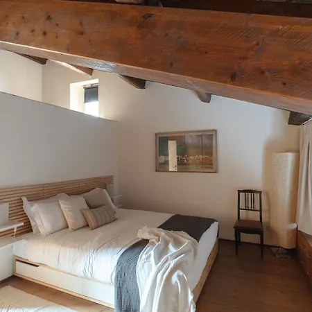 Apartment Classic And Chic In Trastevere