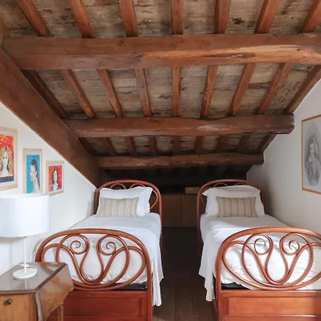 Apartment Classic And Chic In Trastevere