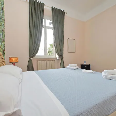 Bed & Breakfast Colosseo Kokedama *