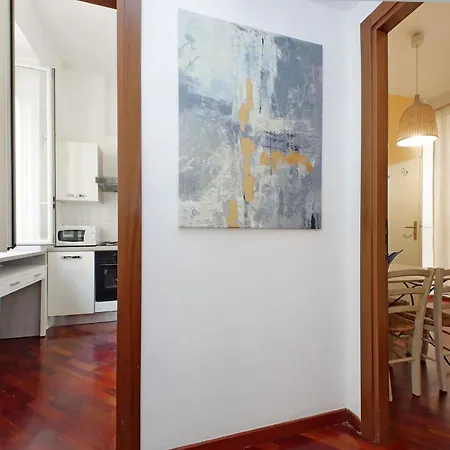 1 Bd With Balcony San Giovanni By Halldis Apartment