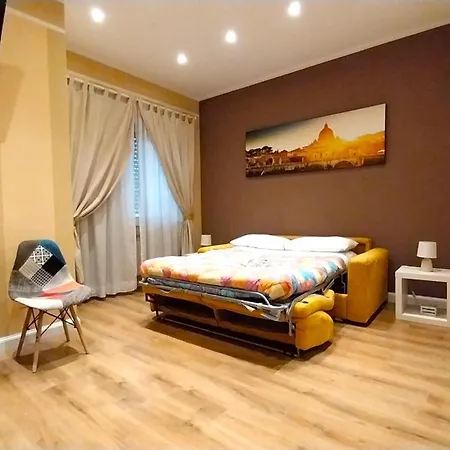 With Balcon Apartment Rome