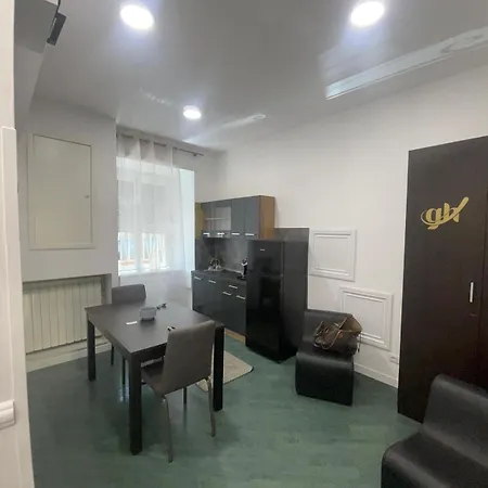 Guest house Glint House *