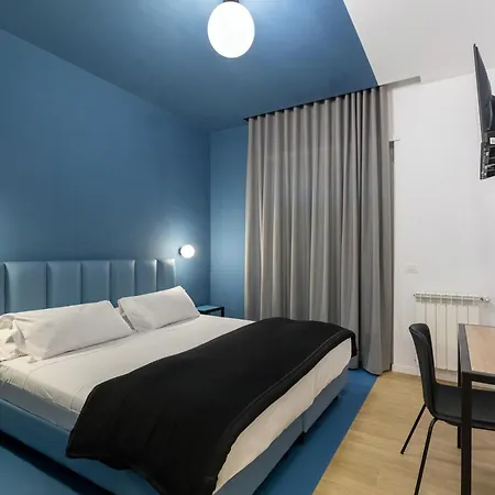 Luciano Queen's Roma