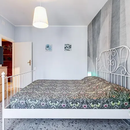 Apartment The Pope's Oasis Near Trastevere And Historical Center *